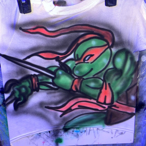 A custom airbrush Raphael - Picture 2 of 2